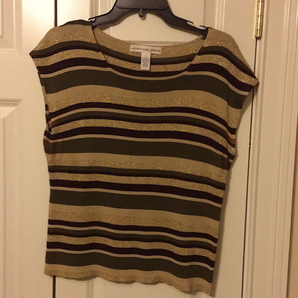 Women’s sleeveless Top